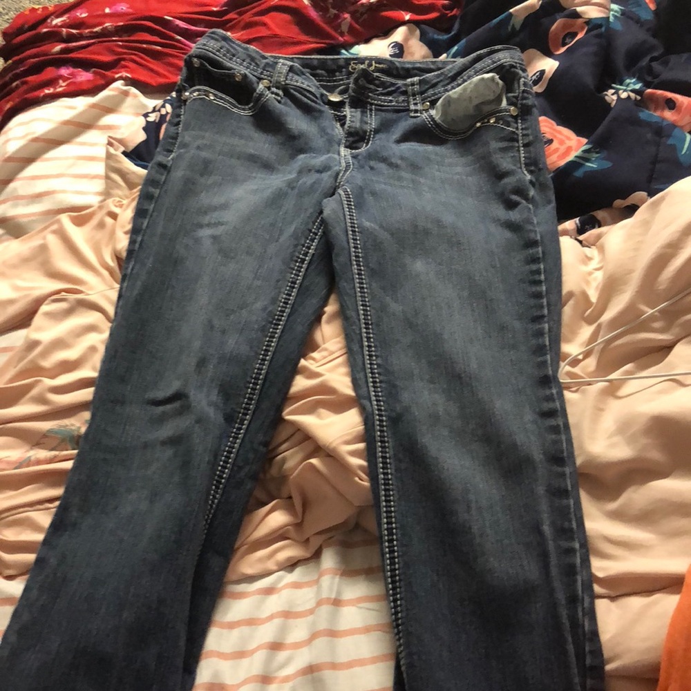 Earl jeans . New
